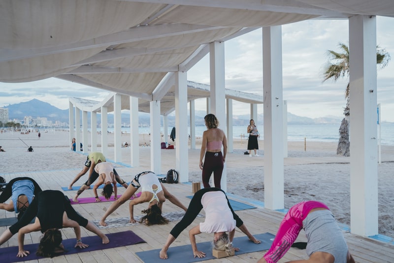 Yoga al aire libre Alicante video