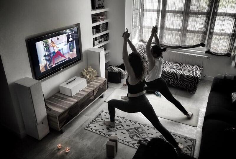 Yoga clases online alumnas en casa